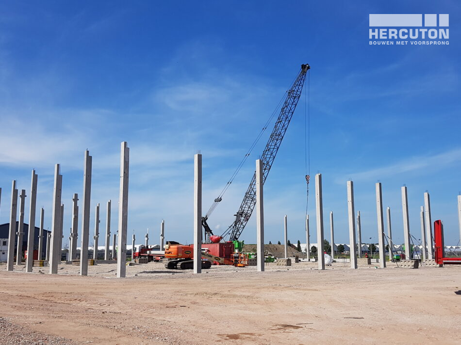 Hercuton bouwt nieuwbouw bedrijfsruimte met kantoor VDH Solar Hazerswoude-Dorp