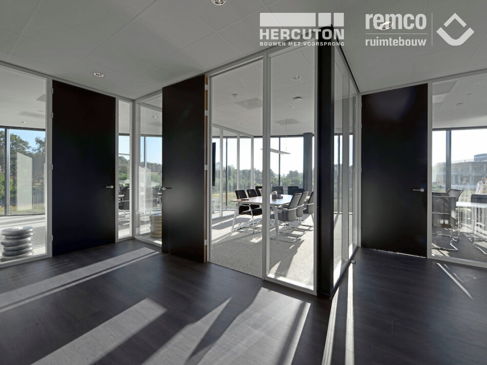 Bouwcombinatie Hercuton / Remco Ruimtebouw heeft het nieuwe hoofdkantoor van Team Sunweb turn-key gerealiseerd. - interieur