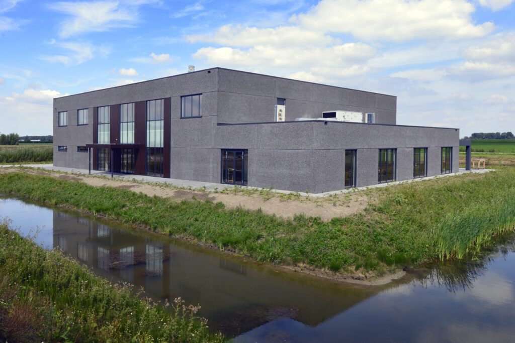 Crematorium-Hoeksche-Waard-11853-18TBF-scaled