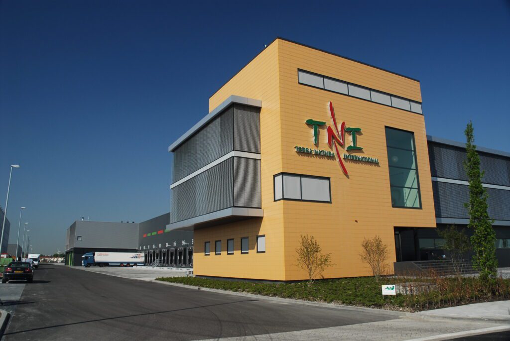 Greenpack- Bedrijfspand met parkeergarage