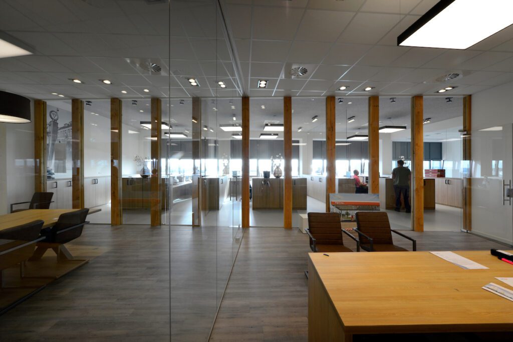 Kantoor Vos Olie- en gasproducten opslag gevaarlijke stoffen