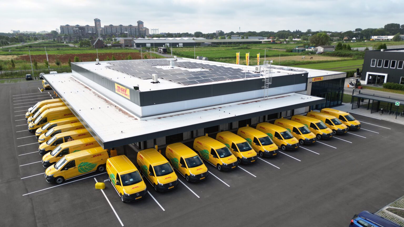 Hendrik Ido Ambacht DHL